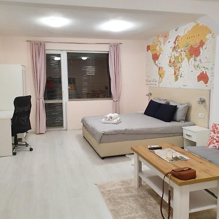 Malavi Top Center Deluxe Studio Ruse! Comfort&Clean! Exterior foto